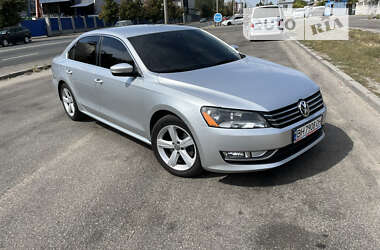 Седан Volkswagen Passat 2015 в Дніпрі