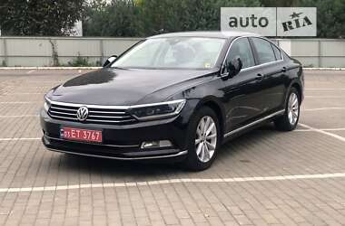 Седан Volkswagen Passat 2016 в Луцьку