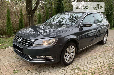 Універсал Volkswagen Passat 2012 в Стрию