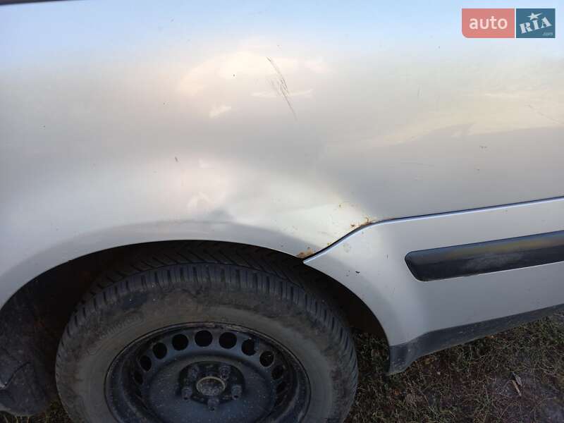 Универсал Volkswagen Passat 1998 в Маньковке