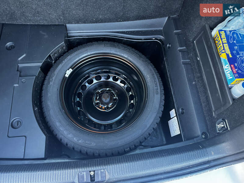 Универсал Volkswagen Passat 2014 в Долине