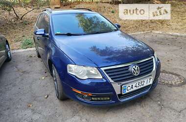 Універсал Volkswagen Passat 2005 в Смілі