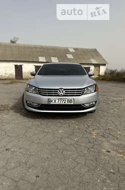 Седан Volkswagen Passat 2014 в Полтаве