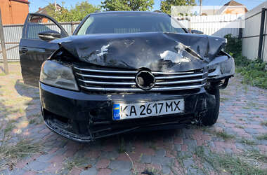 Универсал Volkswagen Passat 2011 в Киеве