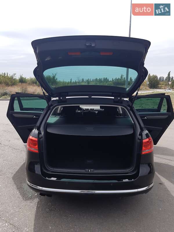 Универсал Volkswagen Passat 2011 в Лохвице фото 9 Универсал Volkswagen Passat 2011 в Лохвице