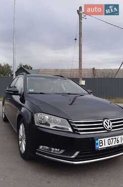 Універсал Volkswagen Passat 2011 в 