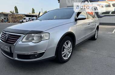 Універсал Volkswagen Passat 2008 в Бердичеві