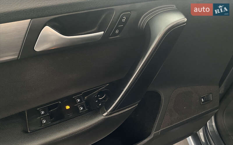 Універсал Volkswagen Passat 2015 в Шептицькому