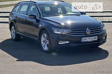 Универсал Volkswagen Passat 2020 в Житомире