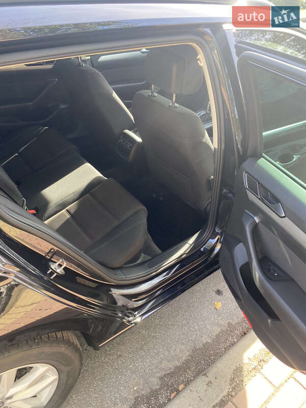 Универсал Volkswagen Passat 2017 в Моршине