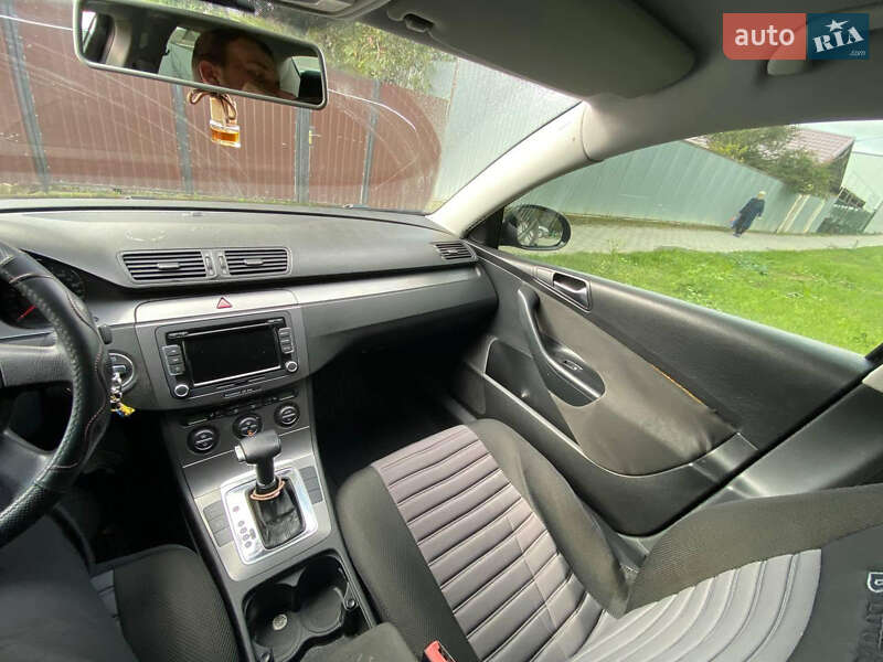 Седан Volkswagen Passat 2008 в Жовкві