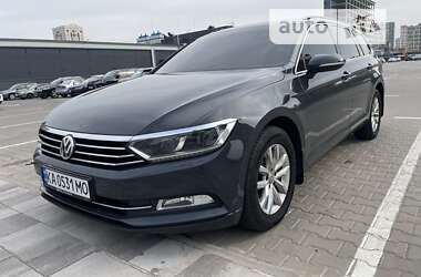 Універсал Volkswagen Passat 2016 в Києві