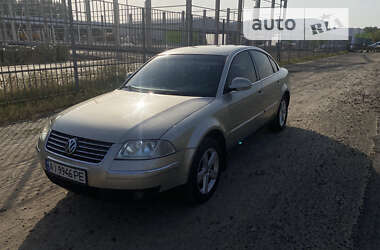 Седан Volkswagen Passat 2005 в Броварах