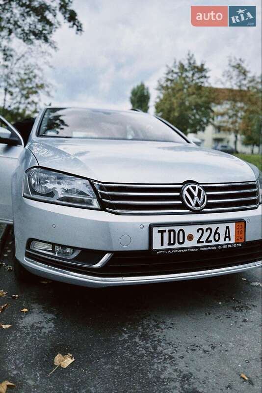 Універсал Volkswagen Passat 2013 в Виноградові