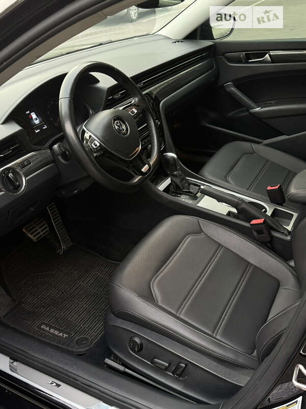 Седан Volkswagen Passat 2020 в Кропивницком фото 10 Седан Volkswagen Passat 2020 в Кропивницком