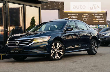 Седан Volkswagen Passat 2020 в Харькове