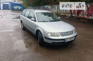 Седан Volkswagen Passat 1998 в Львові