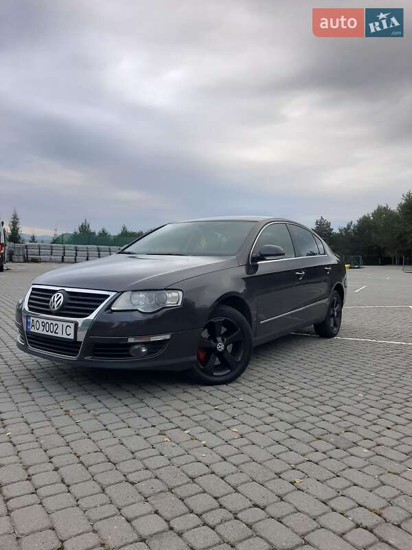 Седан Volkswagen Passat 2006 в Ужгороде