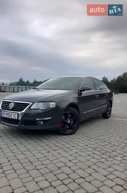 Седан Volkswagen Passat 2006 в Ужгороде