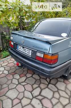 Седан Volkswagen Passat 1988 в Черкасах