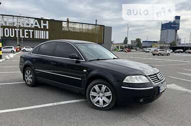 Седан Volkswagen Passat 2002 в Киеве