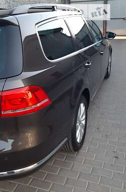 Універсал Volkswagen Passat 2013 в 