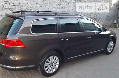 Універсал Volkswagen Passat 2013 в 