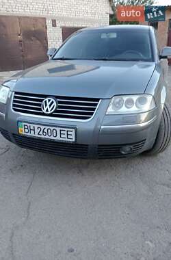 Седан Volkswagen Passat 2004 в Олександрії