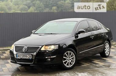 Седан Volkswagen Passat 2006 в Сваляве