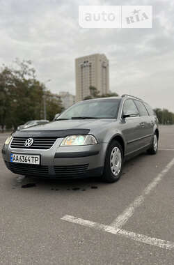 Універсал Volkswagen Passat 2004 в Києві