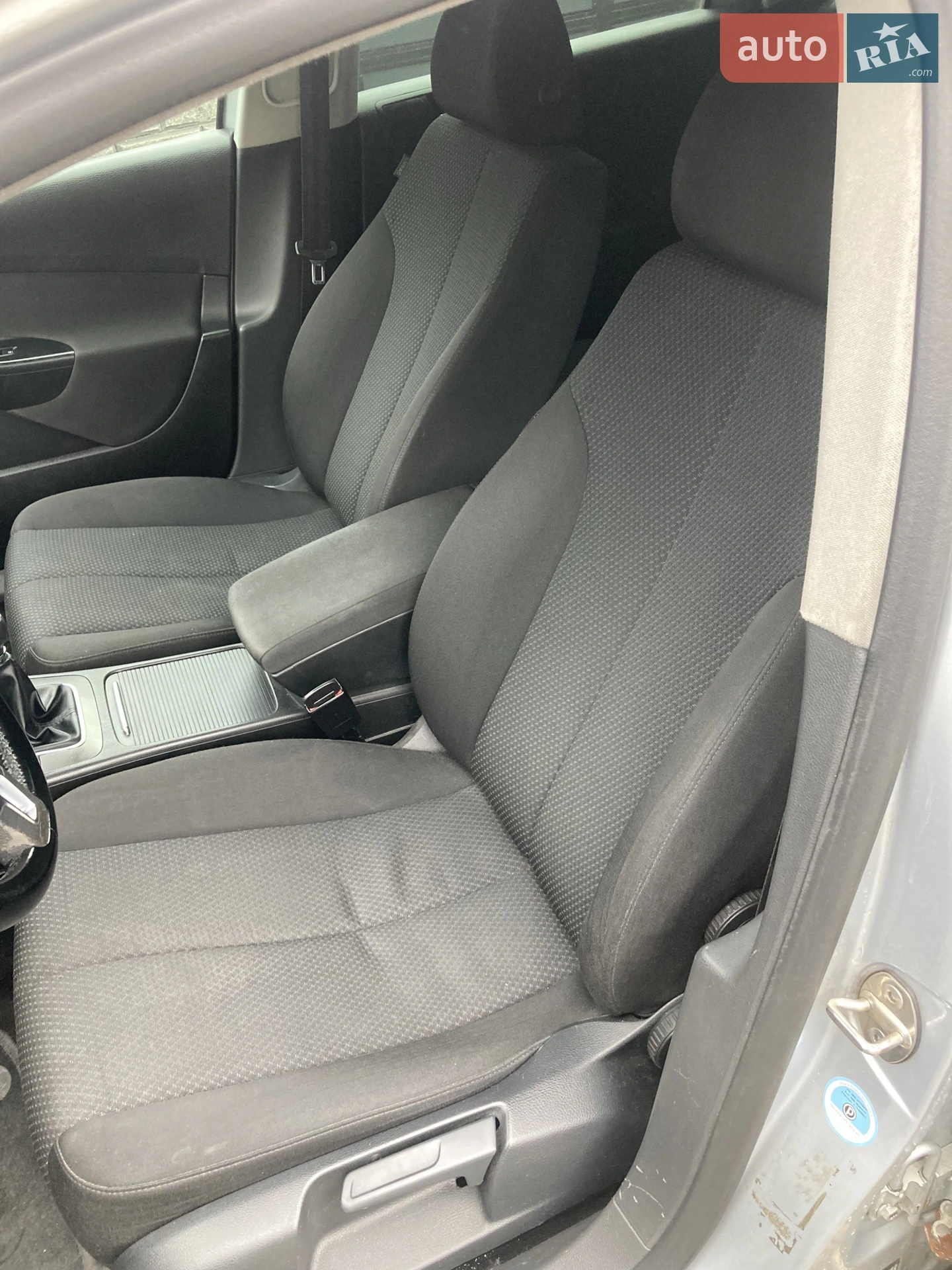 2010 Volkswagen Passat - мініатюра 11