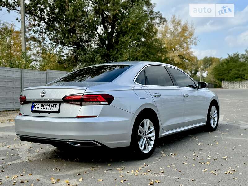 Седан Volkswagen Passat 2020 в Кременчуге