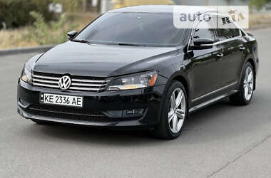 Седан Volkswagen Passat 2014 в Днепре