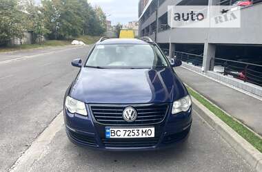 Універсал Volkswagen Passat 2008 в Львові