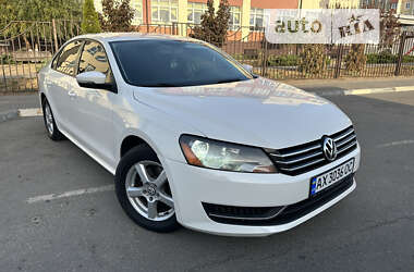 Седан Volkswagen Passat 2012 в Харькове