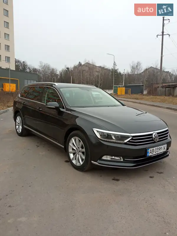 Volkswagen Passat 2017 VIN WVWZZZ3CZJE115885 фото оголошення 9 з 77
