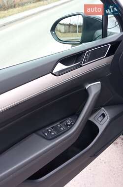 Универсал Volkswagen Passat 2017 в Виннице