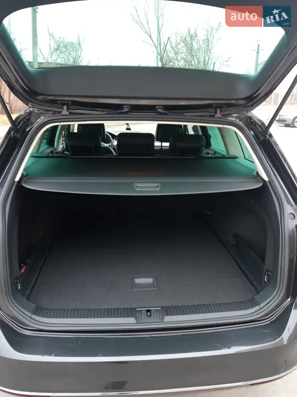 Volkswagen Passat 2017 VIN WVWZZZ3CZJE115885 фото оголошення 36 з 77