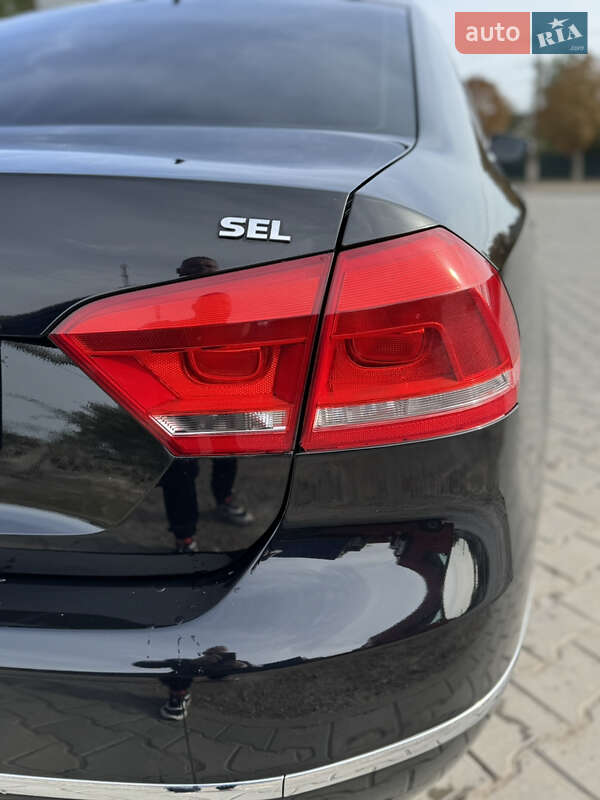 Седан Volkswagen Passat 2012 в Дніпрі