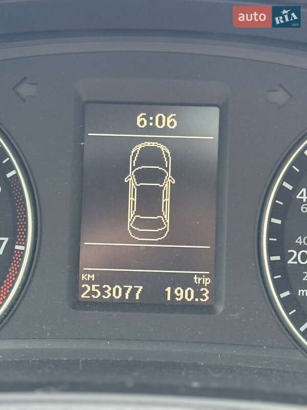 Седан Volkswagen Passat 2012 в Дніпрі