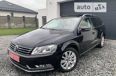 Універсал Volkswagen Passat 2011 в Рівному