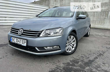 Универсал Volkswagen Passat 2011 в Львове