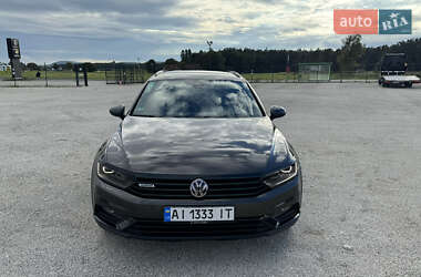 Универсал Volkswagen Passat 2018 в Киеве