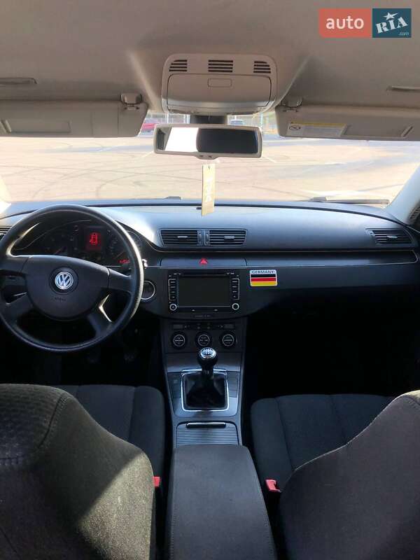 Седан Volkswagen Passat 2007 в Дніпрі
