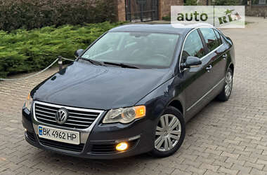 Седан Volkswagen Passat 2005 в Черновцах