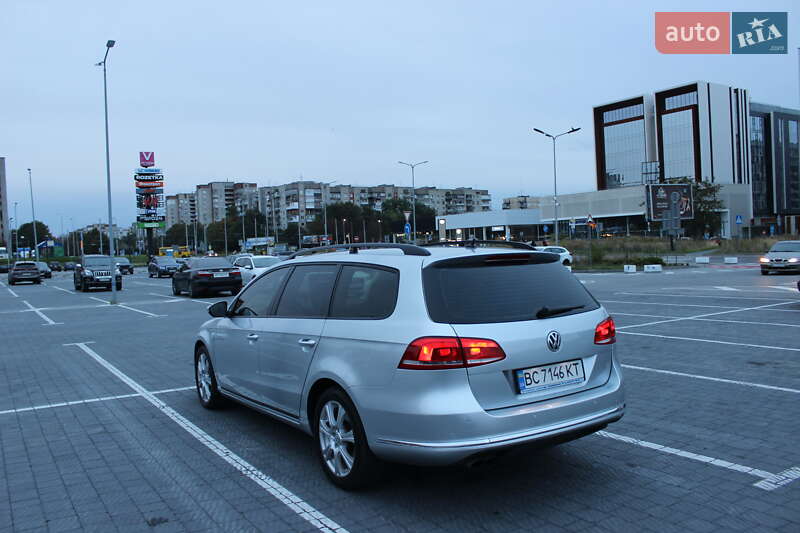 Универсал Volkswagen Passat 2012 в Львове