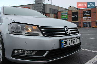 Универсал Volkswagen Passat 2012 в 