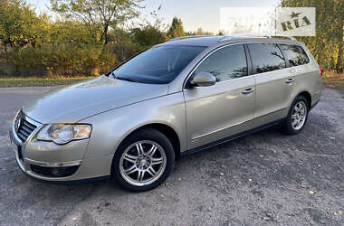 Универсал Volkswagen Passat 2007 в Киеве