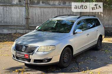 Універсал Volkswagen Passat 2006 в Києві