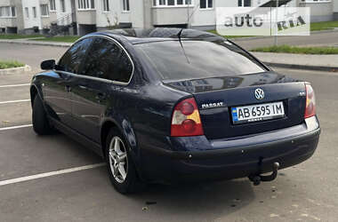 Седан Volkswagen Passat 2001 в Литине